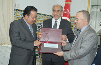 Tunisie - Don qatari de 31 MD au profit du fonds des martyrs et blessés de la révolution