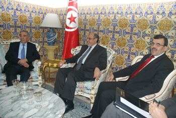 Tunisie - La lutte contre le terrorisme au centre de l'entretien entre Jebali et le ministre algérien de l'Intérieur