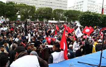 Accrochages entre partisans d'Ennahdha et des manifestants suite à des propos hostiles d'Abdelkrim Harouni