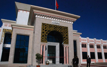 Tunisie - Le ministère des Affaires religieuses porte plainte contre Fadhel Achour