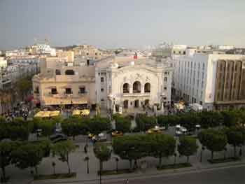 La municipalit de Tunis avertit les  magasins envahissant les trottoirs