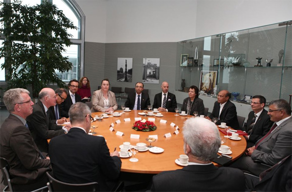 Humeur - A quel titre Ben Abbès accompagnait-il Marzouki en Allemagne ?