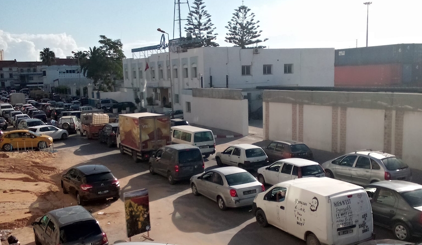 Trafic paralysé à Bizerte à cause d’un camion en panne sur le pont