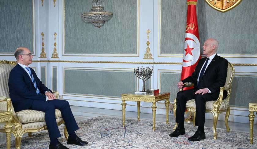 Kaïs Saïed félicite Haykel Ben Mahfoudh
