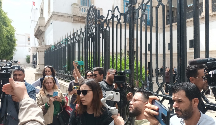Les journalistes empchs de couvrir la manifestation des avocats