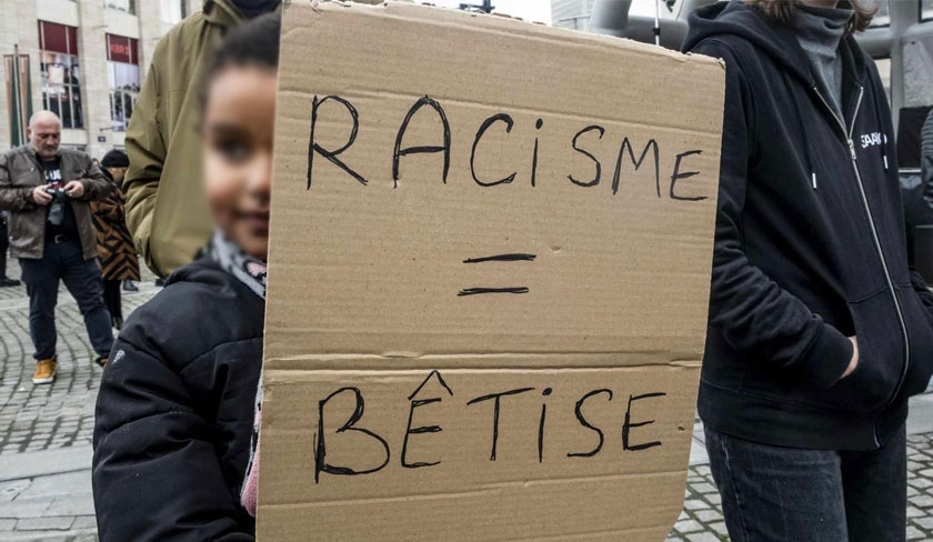 Lutter contre le racisme ds le plus jeune ge : un guide pour les parents et les ducateurs tunisiens
