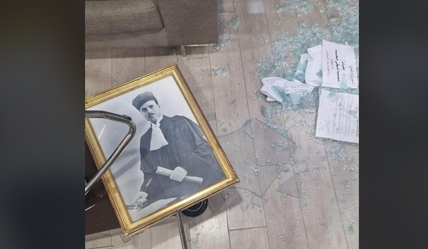 Photos de la Maison de l’avocat saccagée par la police