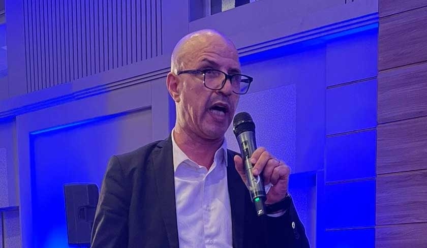 Le député Houaoui signe l'amendement de la loi électorale pour contrer