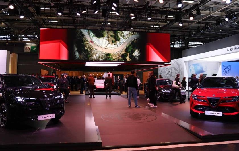 Alfa Romeo parade au Mondial de Paris