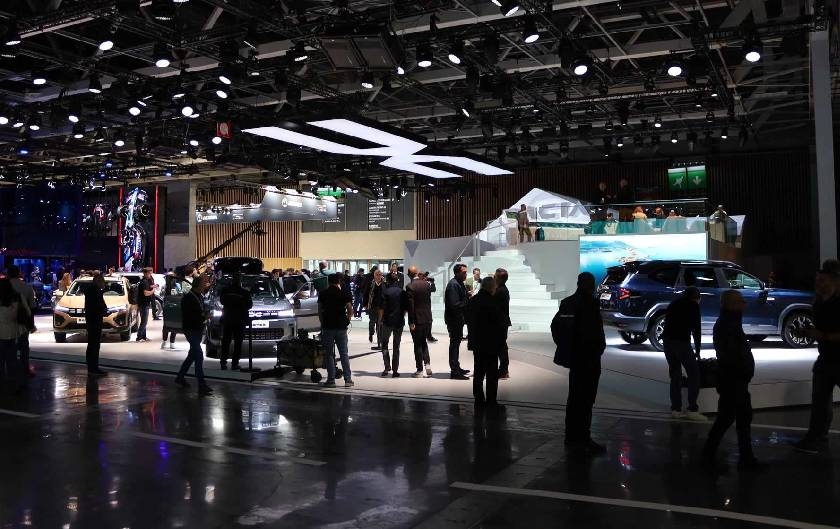 Dacia dévoile en première mondiale son nouveau Bigster au Mondial de l’Auto 2024 de Paris