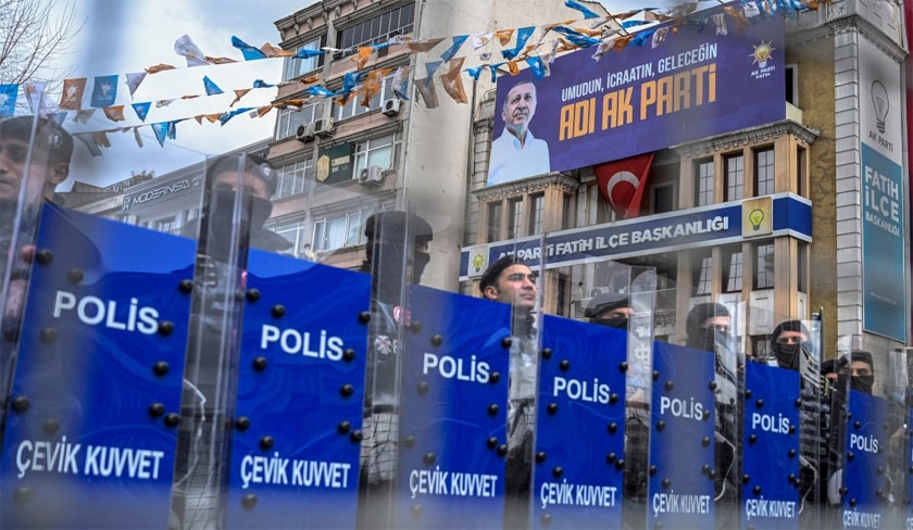 Turquie : Erdogan arrête son principal adversaire, l'opposition dénonce un « coup d'État »