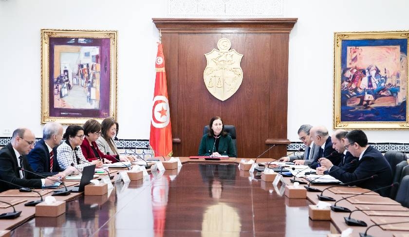 Révision du statut de la BCT : un conseil ministériel restreint sous la présidence de Sarra Zaâfrani