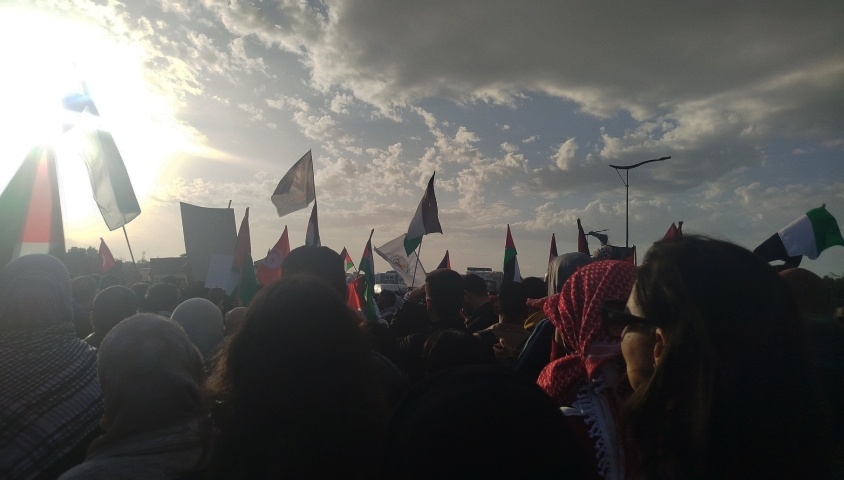 Massacre à Gaza : des Tunisiens manifestent devant l'ambassade des USA