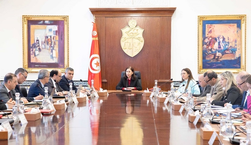 Kasbah - Rductions sur les billets de transport et simplification des services pour les Tunisiens...