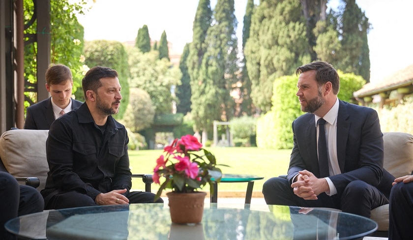  Rome, Zelensky change avec Vance  la veille dun appel cl entre Trump et Poutine
