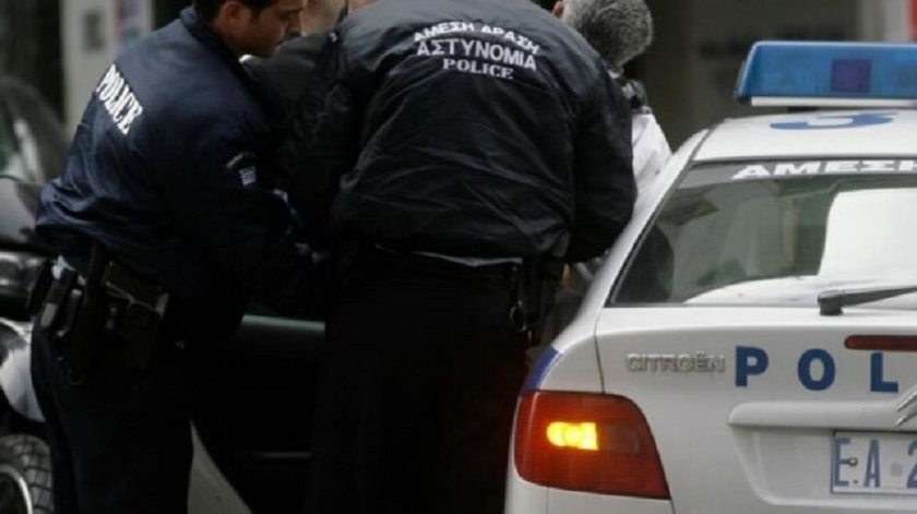 Athnes : arrestation de 34 Tunisiens dans une affaire de centre dappel frauduleux  