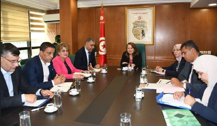 Réunion ministérielle autour de la restructuration des Ciments de Bizerte