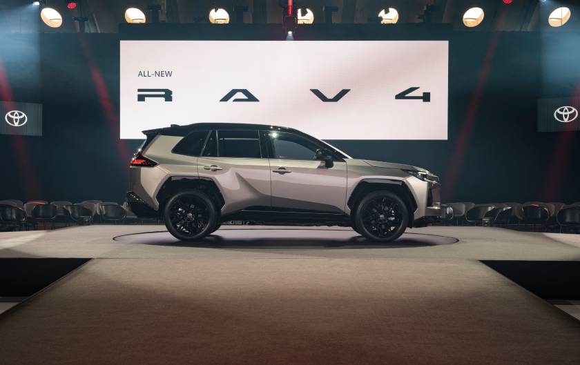 Premire mondiale de la sixime gnration du nouveau Toyota RAV4
