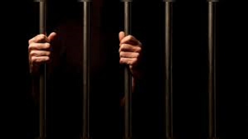 Affaire de la chambre noire : huit anciens cadres scuritaires condamns  huit ans de prison

