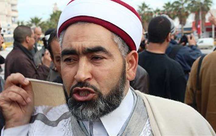 Adel Almi appelle  lapider sur la place publique lquipe de la commission des liberts