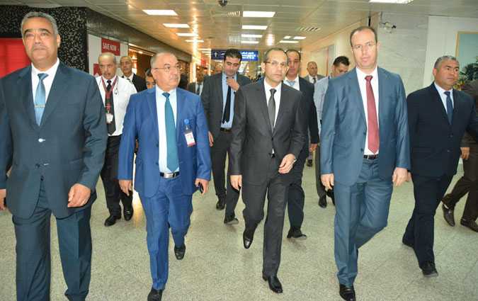 Hichem Fourati en visite  laroport Tunis-Carthage

 