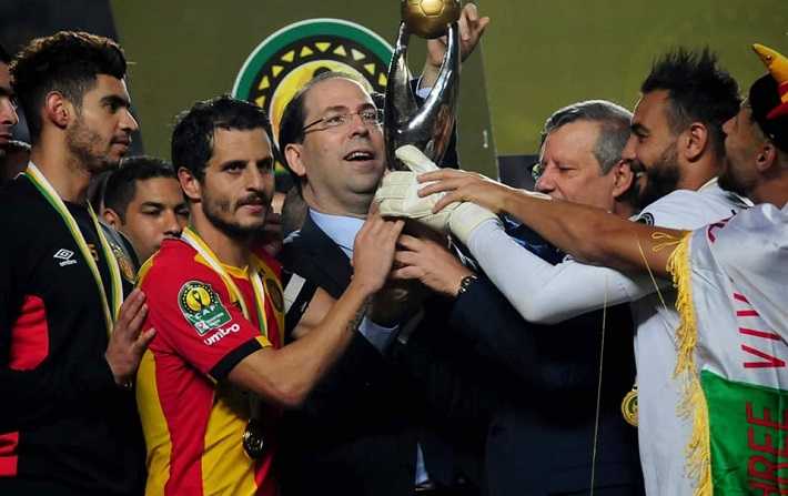 LEST reoit le trophe de la ligue des champions de la CAF