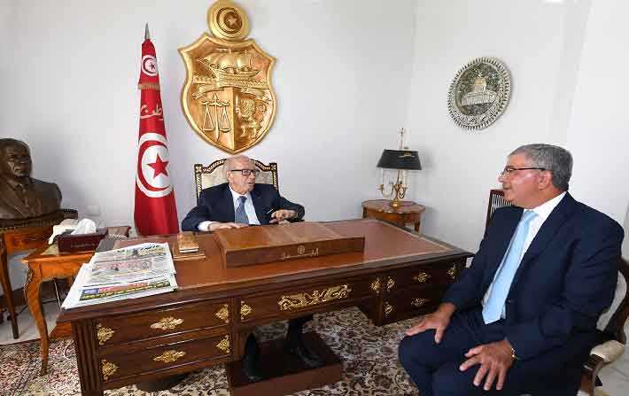Bji Cad Essebsi reoit Abdelkrim Zbidi

