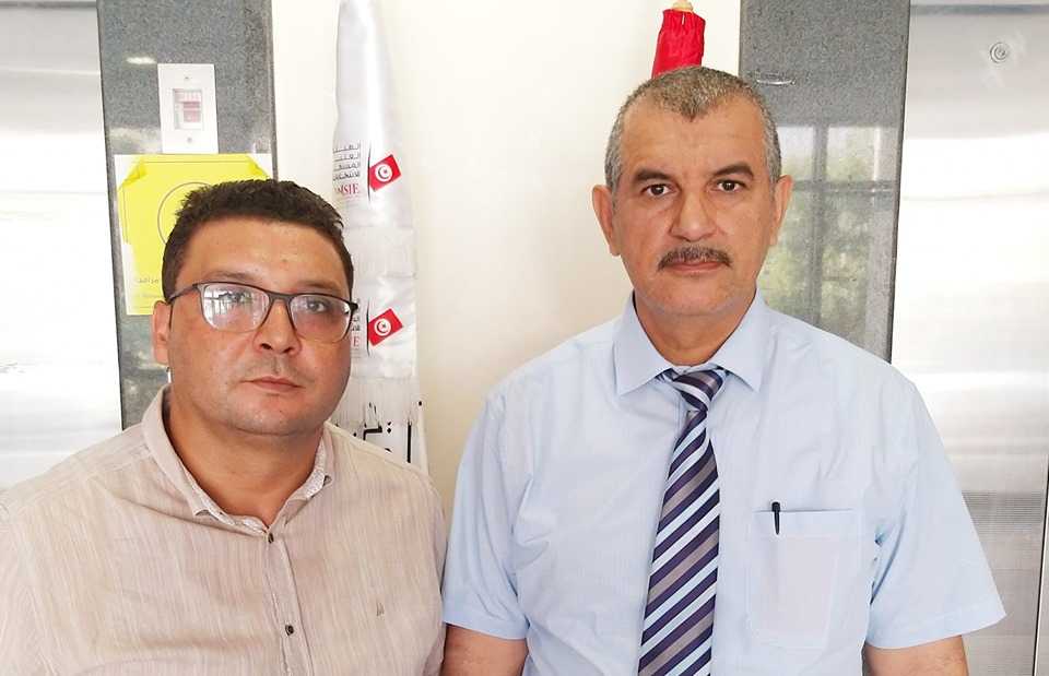 Hechmi Hamdi avec son avocat au bureau de l'Isie