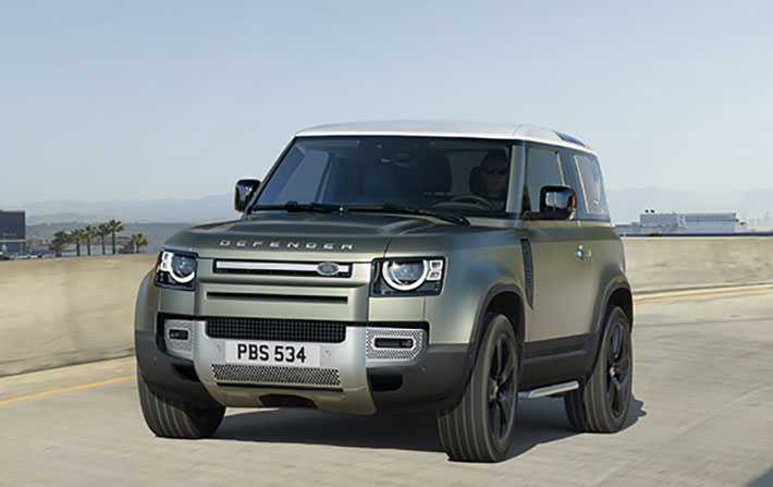 Land Rover lève le voile sur le Defender revisité