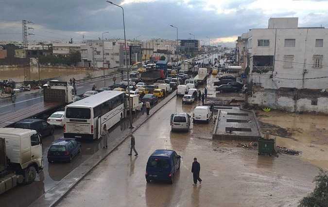 Des habitants bloquent la route TunisBizerte

