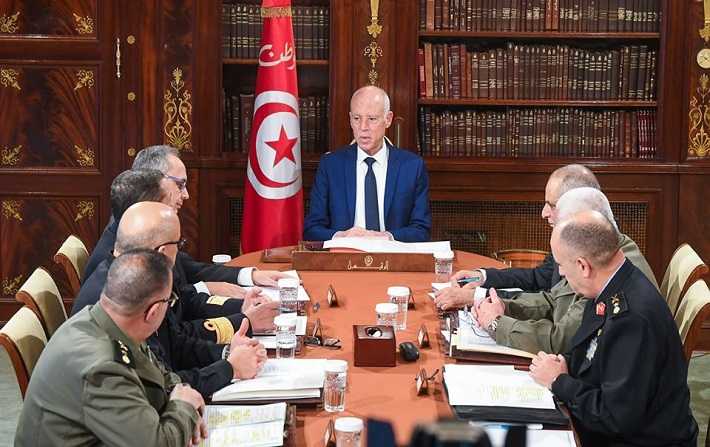 Kaïs Saïed préside la réunion du Conseil supérieur des armées