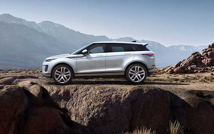 Le nouveau Range Rover Evoque sacré Crossover de l’année 2019 par un jury féminin