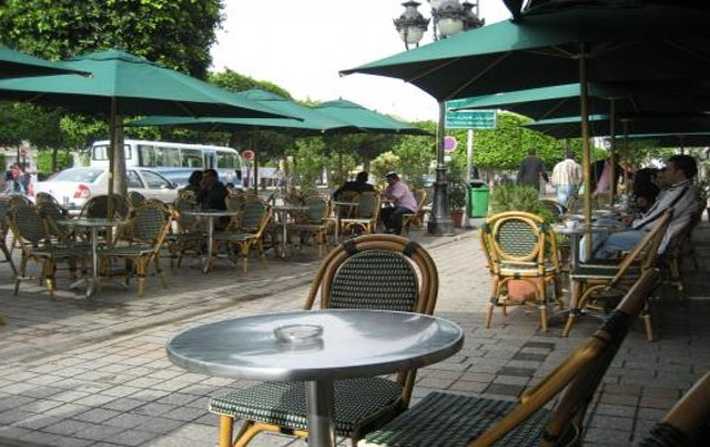 Vers le versement de 200 dinars pour les employés de cafés et restaurants