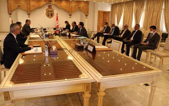 Accélération du rapatriement des Tunisiens bloqués à l’étranger