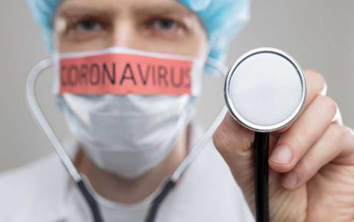 En pleine pandémie, le ministère de la Santé limite l’intervention des médecins dans les médias