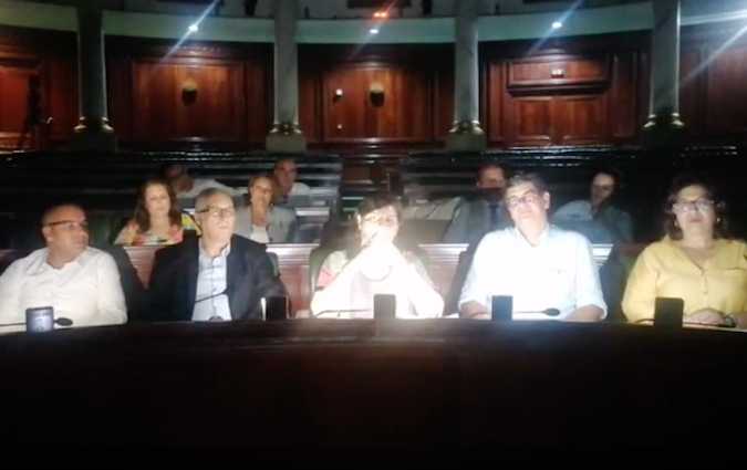 Le bloc du PDL en sit-in au Parlement