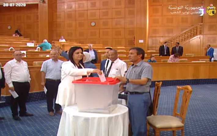 Malgré sa maladie, Samira Chaouachi vote !
