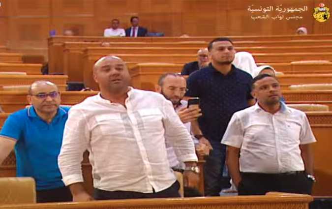 Al Karama, les agités de l’assemblée