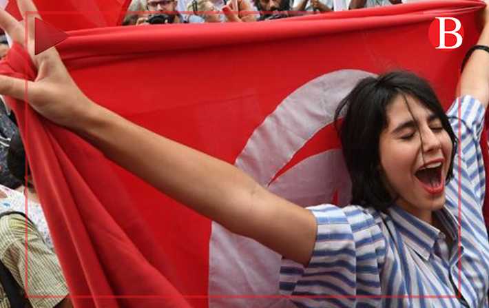 Vido - La femme tunisienne clbre le 13 aot

