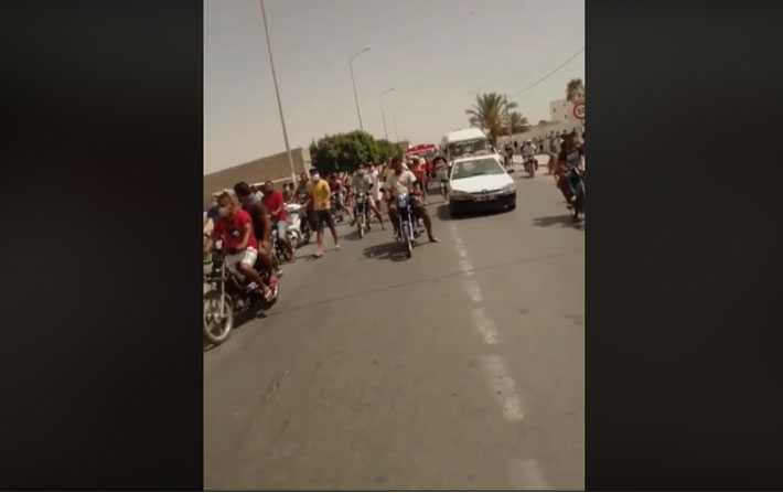 Les citoyens d'El Hamma manifestent et appellent  l'aide

