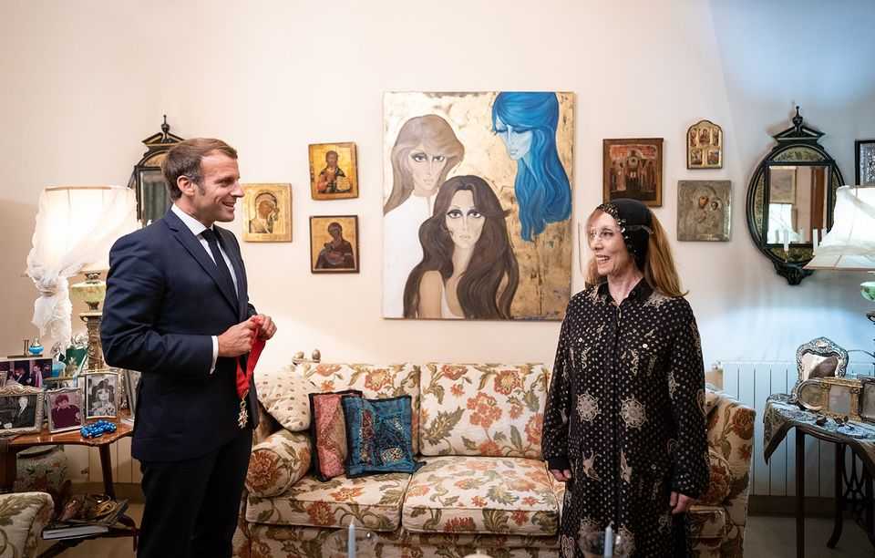 En visite à Beyrouth, Macron rencontre Fairouz
