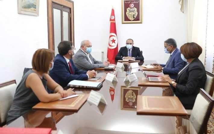 Hichem Mechichi s’engage à soutenir les établissements médiatiques