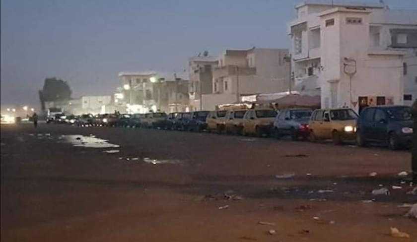 Photo du jour : files dattente  Sfax pour sapprovisionner en gaz 
