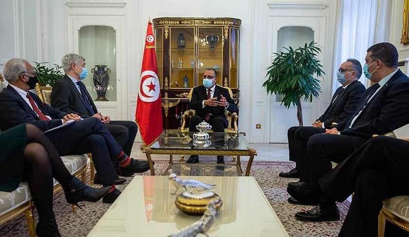 Hichem Mechichi rencontre les médecins tunisiens résidant en France