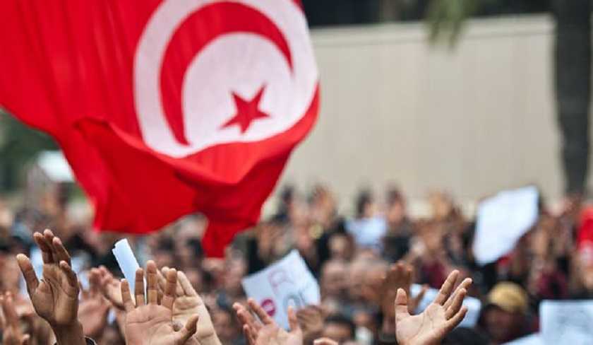  Jasmin fan  et  dsillusion , la presse internationale titre sur les dix ans de la rvolution tunisienne