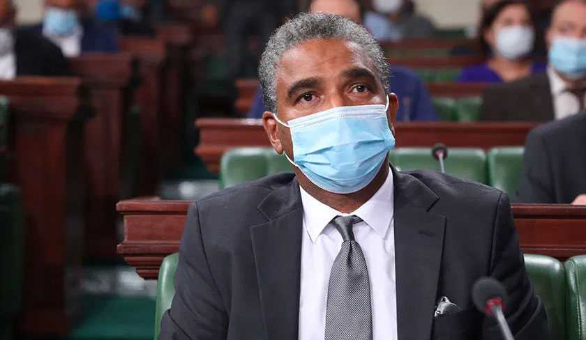 Biographie de Kamel Deguiche, ministre de la Jeunesse et des Sports