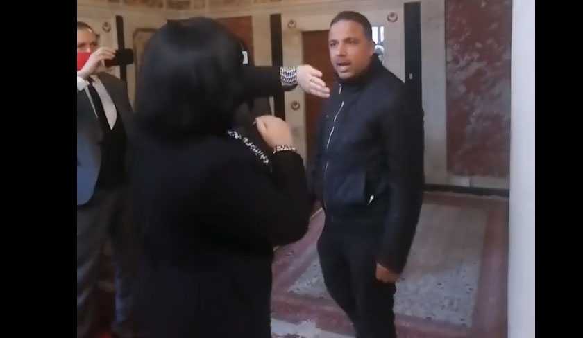 En vidéos - Seïf Eddine Makhlouf agresse et menace Abir Moussi