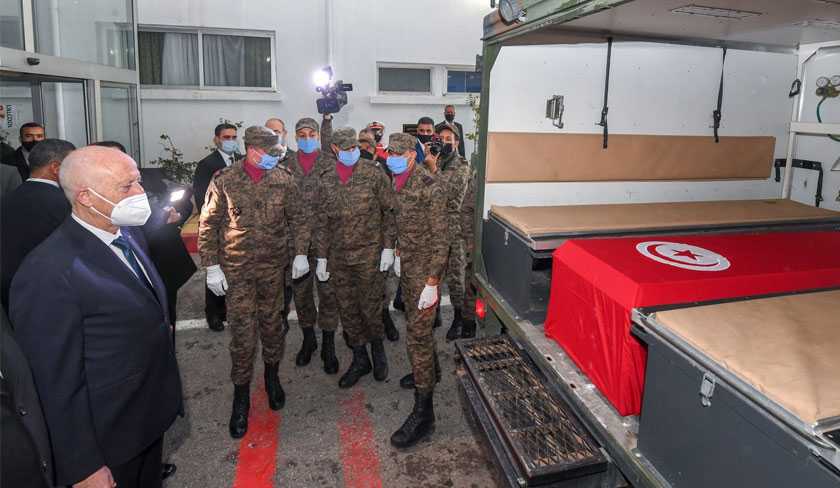 Kas Saed en visite  lHpital militaire : Le combat contre le terrorisme se poursuit !