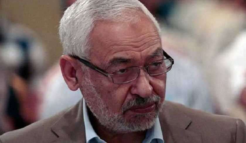 Ghannouchi drives from Mornaguia to the El Aouina barracks