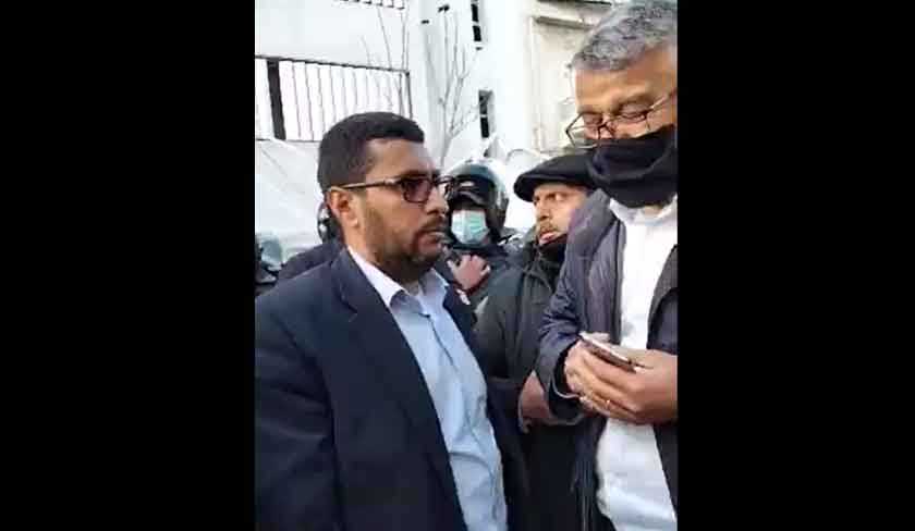 Les députés d’Ennahdha rejoignent Al Karama devant les locaux de l’UIOM